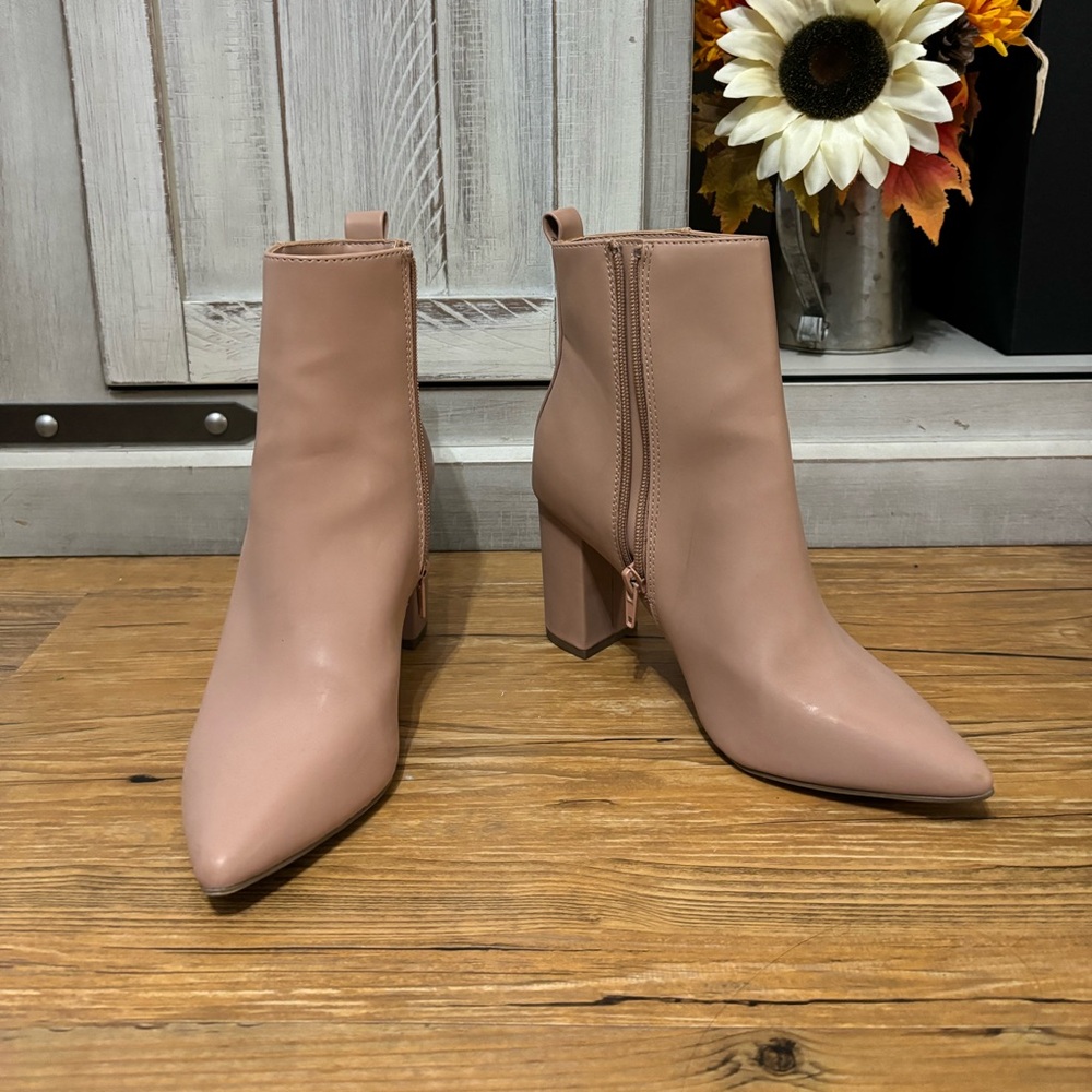 JustFab Block Heeled Bootie - Nude